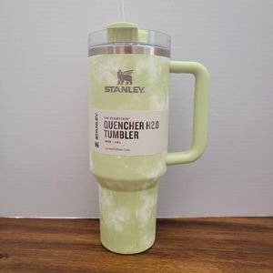 Stanley 40 oz tumbler